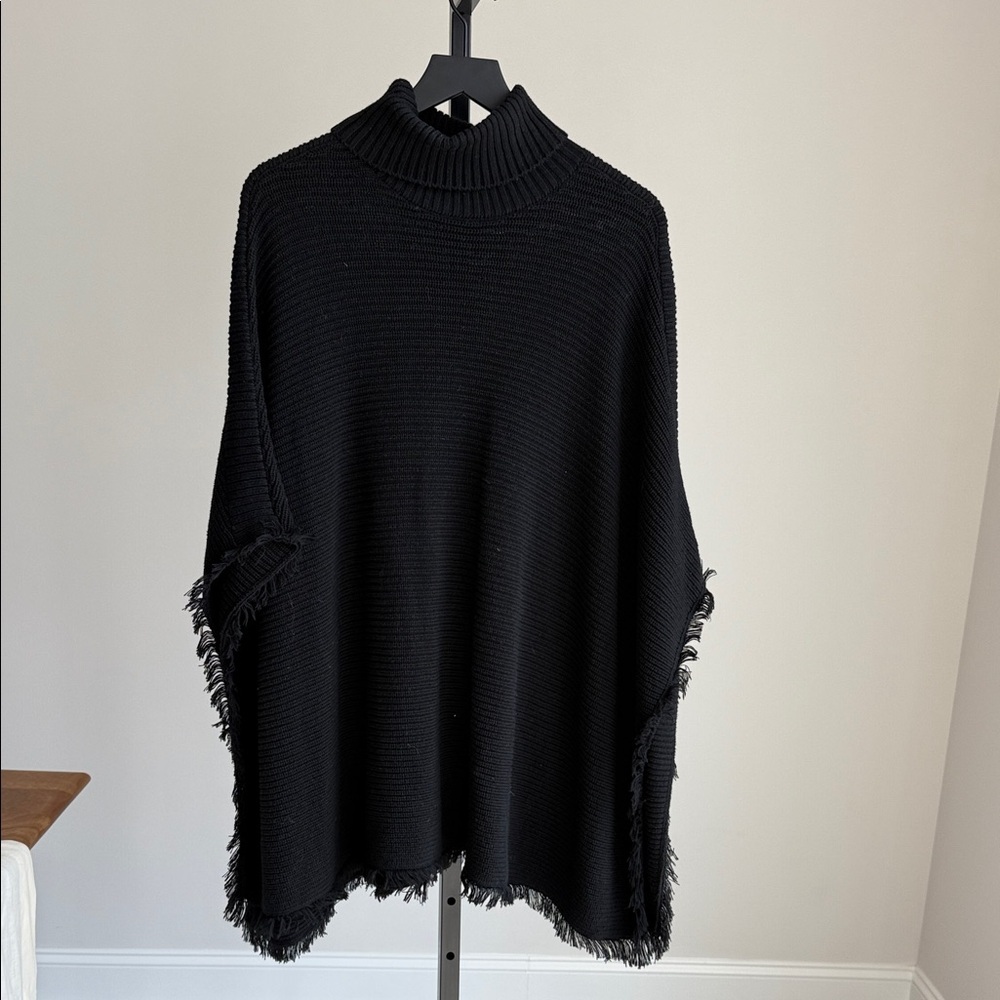 525 American knit poncho with fringe - Picture 1 of 3